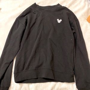 Mickey Long sleeve shirt/crewneck!